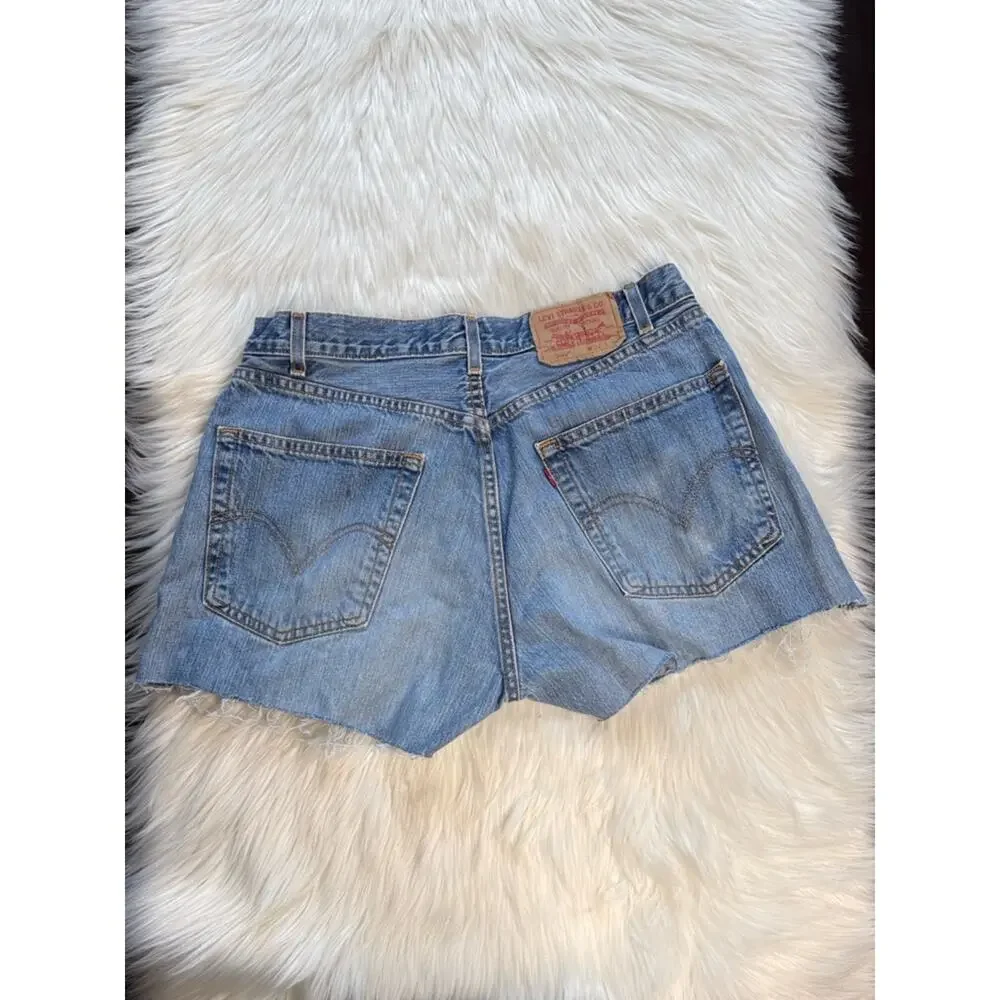 Levi’s 569 32” Cut From Men’s Loose Straight Denim Cut Offs